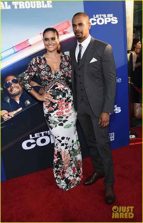 Jake Johnson & Damon Wayans Jr. Leave Their Uniforms at Home for 'Let's Be Cops' Premiere ...