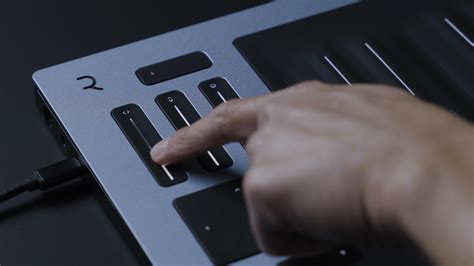 Seaboard RISE 2: Introducing Semitone Legato | ROLI