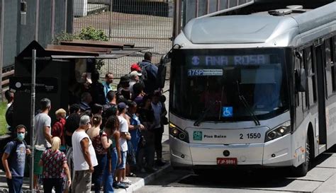 Enem Ubes Pede Passe Livre A Estudantes Nos Dois Dias De Provas