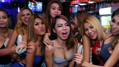 Bangkok Many Sexy Girls At Khao San Road 43 Youtube