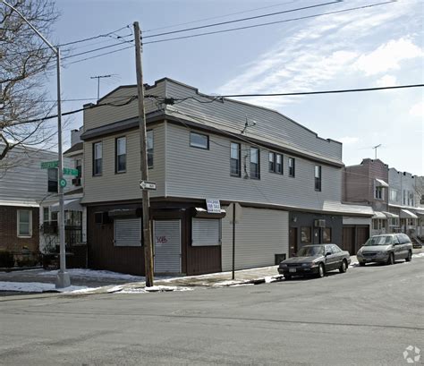 72-02 Cooper Ave, Ridgewood, NY 11385 | LoopNet