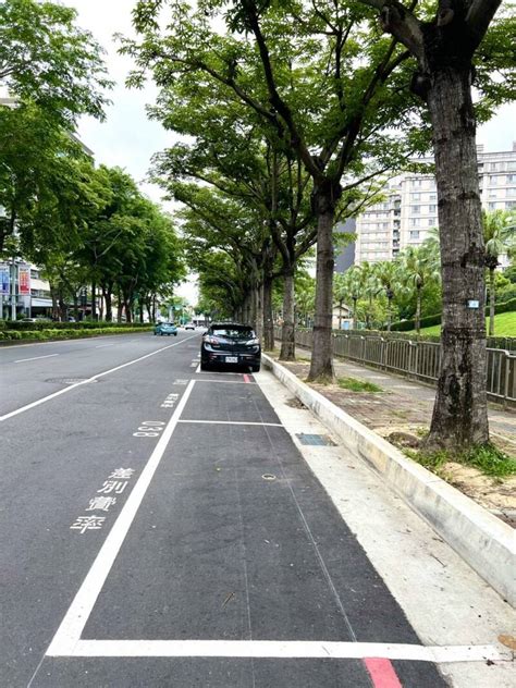 路邊停車格建置6500顆地磁 中市提供24小時停車位即時資訊 生活 自由時報電子報