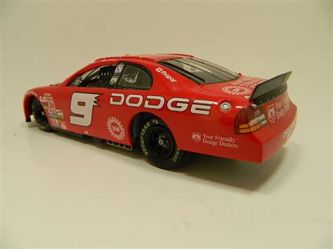 Bill Elliott S Dodge Intrepid Stock Car Nascar Model Cars Magazine