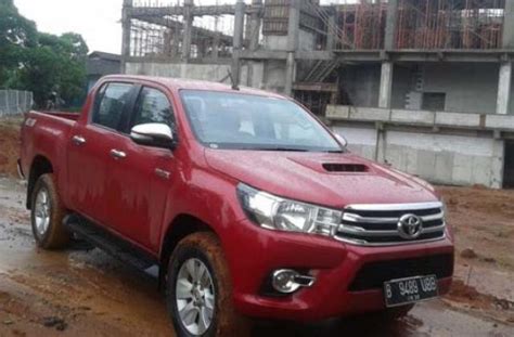 Toyota Hilux Bahan Bakar Pintermekanik