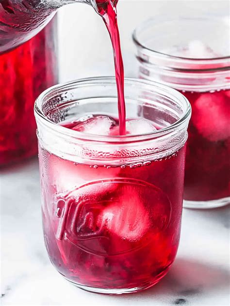 How to Make Hibiscus Tea: The Ultimate Refreshing Herbal Drink
