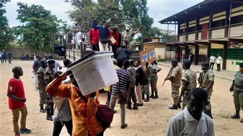 Présidentielle au Gabon le gouvernement annonce une coupure d internet