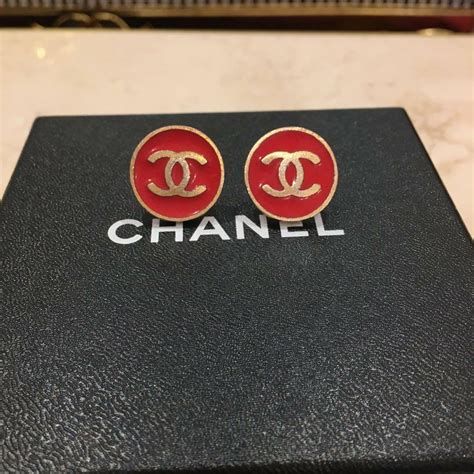 Auth Vintage CHANEL CC Logo Button Round Clip-On Earr… - Gem