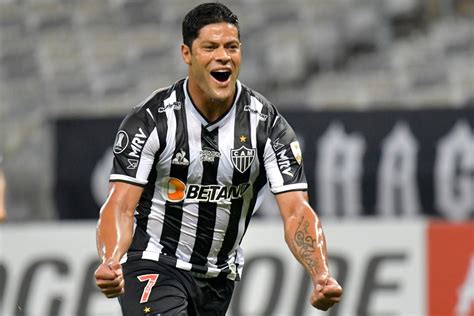 Hulk é Elogiado Por Torcedores Do Atlético Mg Após Vitória Salvando