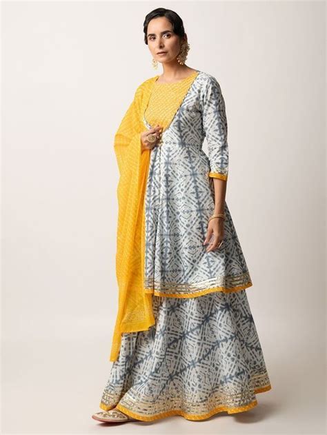 Buy Yellow Tie And Dye Cotton Gota Patti Kalidar Kurta With Mulmul