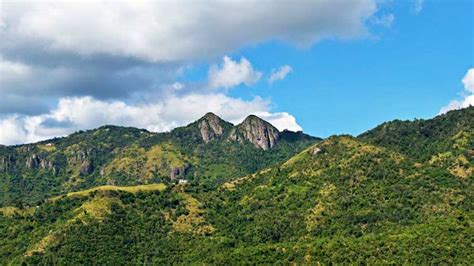 Explore the Stunning Mountains of Puerto Rico