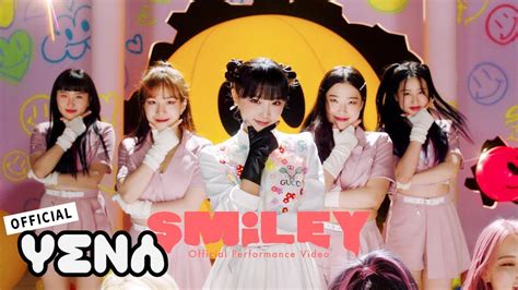 Yena 최예나 Smiley Official Performance Video Youtube Music