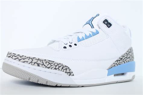 AuthentKicks | Air Jordan 3 Retro UNC