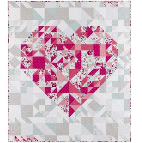 Have A Heart Everyone Will Fall In Love With This Quilt It’s Easy To Create With Your