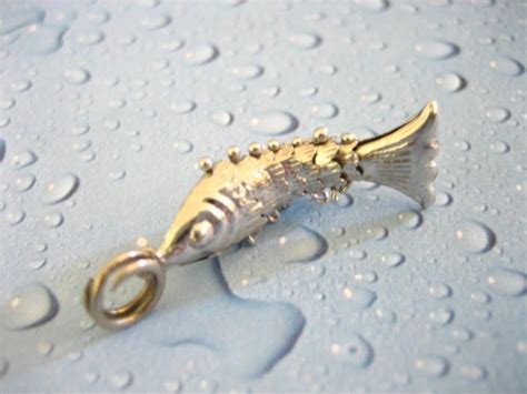 Vintage Sterling Silver Articulated FISH Charm By Charmingellie