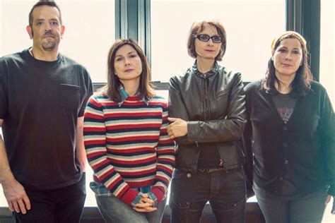 The Breeders Comparten All Nerve Otro Adelanto De Su Próximo Disco