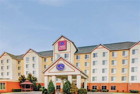 Comfort Suites Hotels in Concord, NC by Choice Hotels