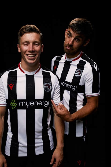 Grimsby Town 2022-23 Home Kit