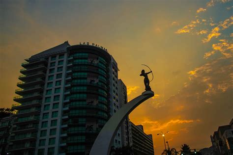 Acapulco Sunset La Diana Cazadora La Glorieta De La Diana Flickr