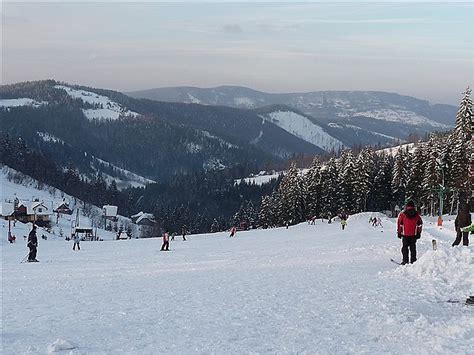 O Rodek Narciarski Bia Y Krzy Narty I Snowboard Skigo Pl