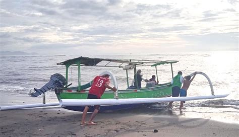 Nusabali Pandemi Sewa Jukung Ikut Sepi