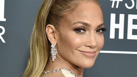 Jennifer Lopez Affleck Posed Nude To Announce Jlo Body Glamour