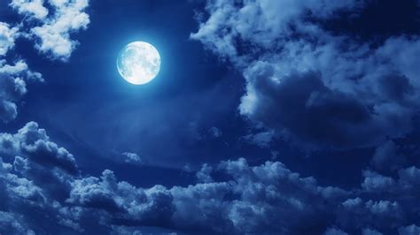 HD Wallpaper Super Moon – Cute Wallpapers 2024