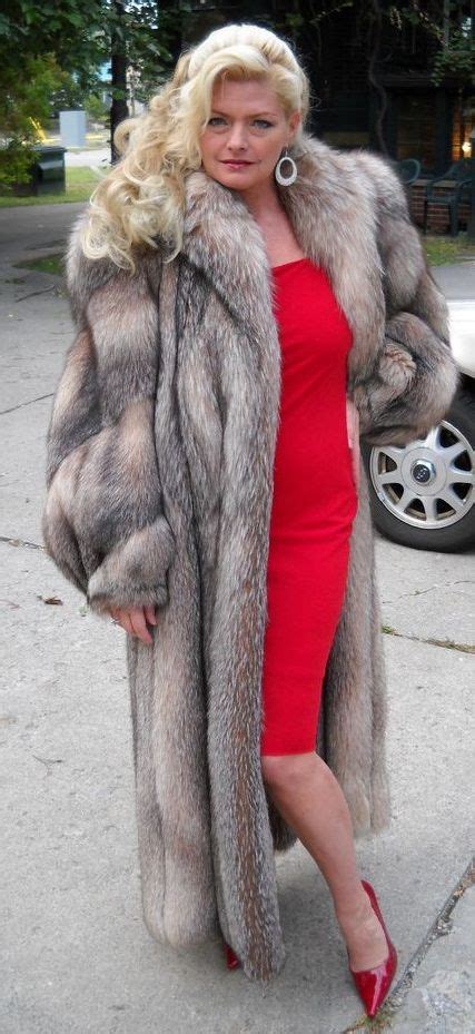 The Perfect Woman Long Fur Coat Fur Fashion Fur Coat