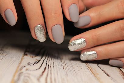 Bellaluxe Nails - 8215 Plaza Dr A, Madison, Wisconsin - Zaubee