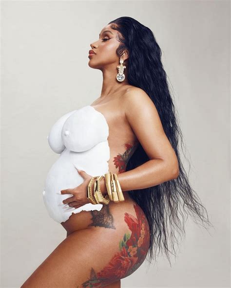 Cardi B Announced Her Second Pregnancy With 3 Nude Photos The Fappening