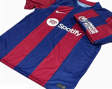 Chere Finalement Barca Maillot 2023 2024 Dévoile Fuité Exterieur Vraiment