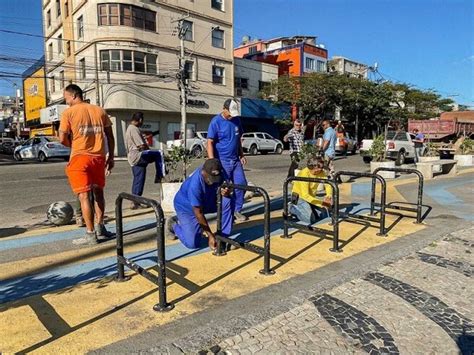 Vagas de estacionamento no Canal do Itajuru em Cabo Frio são