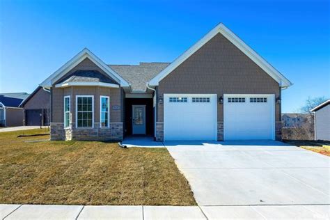 Bettendorf, IA Homes For Sale & Bettendorf, IA Real Estate | Trulia