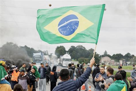 Movimento De Caminhoneiros Bolsoranistas Podem Bloquear Estradas No