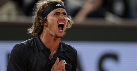 Roland Garros Zverev Carte Tiafoe En Quatre Sets