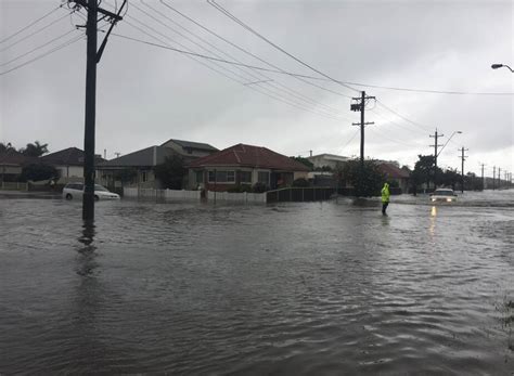 Rescues Flooding As Rain Hits Illawarra Hard Illawarra Mercury