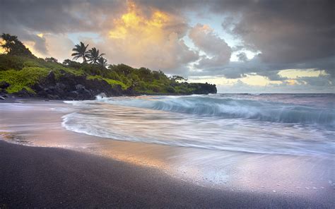 Black Sand Beach Wallpaper Wallpapersafari