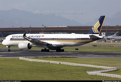 V She Singapore Airlines Airbus A Photo By Wanghaotian Id