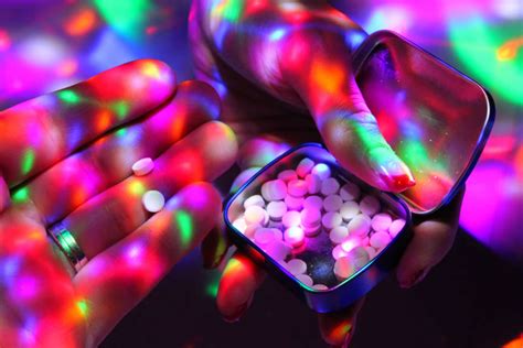 Ecstasy Che cos è Effetti Uso Effetti Collaterali