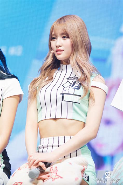 ♥ Momo ♥ Momo Twice Photo 39551312 Fanpop