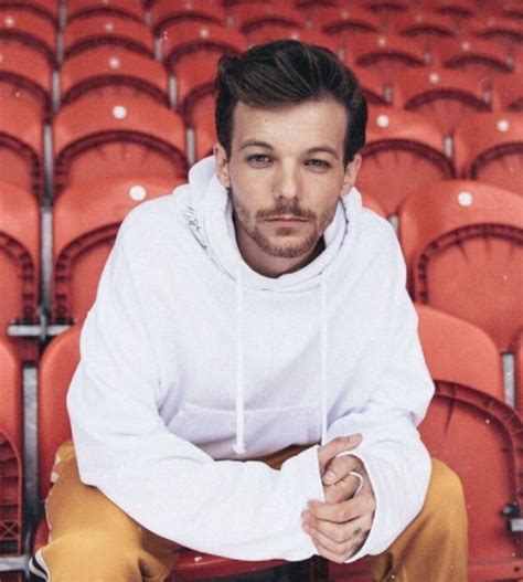 Louis Tomlinson On Set For Back To You On We Heart It Louis Tomlinson 2017 Louis Tomilson