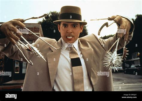 MATTHEW BRODERICK INSPECTOR GADGET (1999 Stock Photo: 31098431 - Alamy