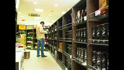 Liquor Vend Auction Chandigarh Admn Slashes Reserve Price By 25 For