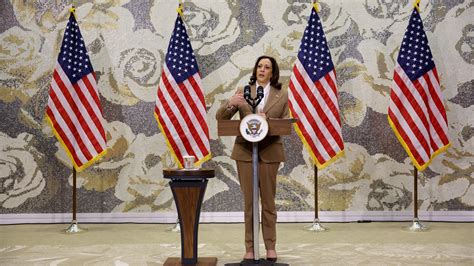 Harris Takes Forceful Tone With Israel In A Foray Into Mideast Diplomacy The New York Times