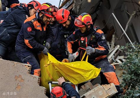 土耳其地震已造成该国42310人死亡 搜狐大视野 搜狐新闻