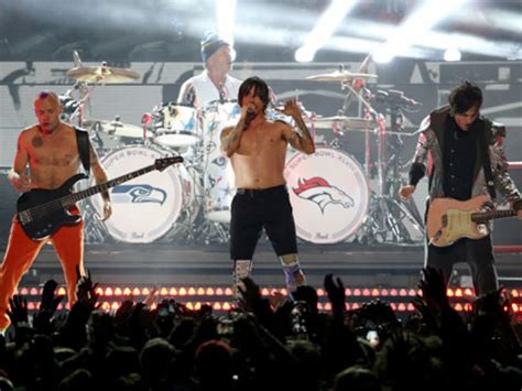 Red Hot Chili Peppers Faked It At The Super Bowl Flea Responds Pic Video