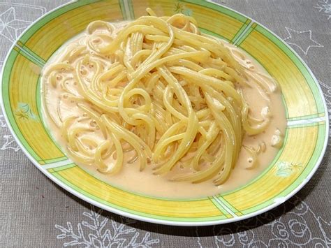 Spaghetti mit Tomaten Käse Sahne Sauce à la Didi von dieterfreundt