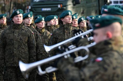 Ruszył nowy turnus dobrowolnej zasadniczej służby wojskowej Szef MON