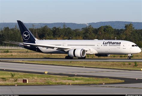 D ABPA Lufthansa Boeing 787 9 Dreamliner Photo By Marc Najberg ID