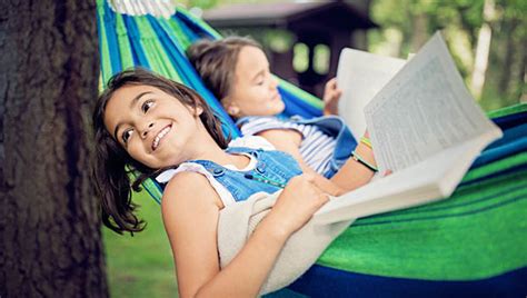 Tips For Keeping Kids Reading During Summer Vacation