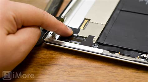 How To Replace A Cracked Or Broken Screen On An IPad 2 IMore